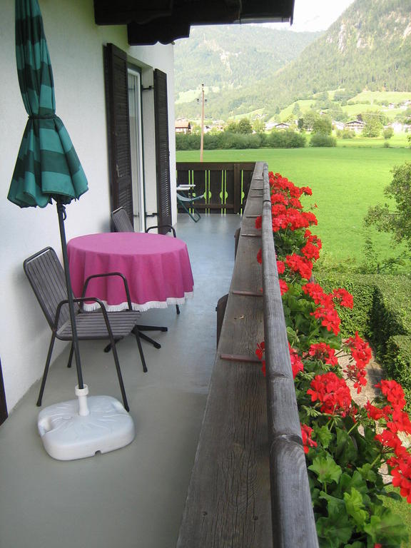 Appartement Weissbacher Lofer Habitación foto